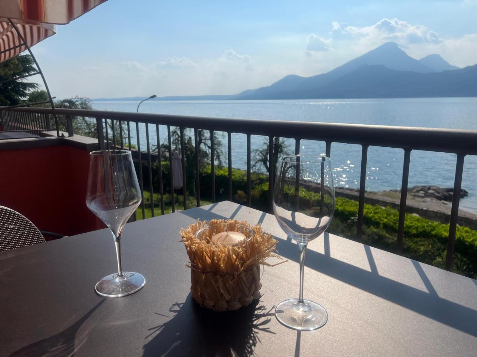 Residence Villa Al Lido Brenzone sul Garda Bagian luar foto