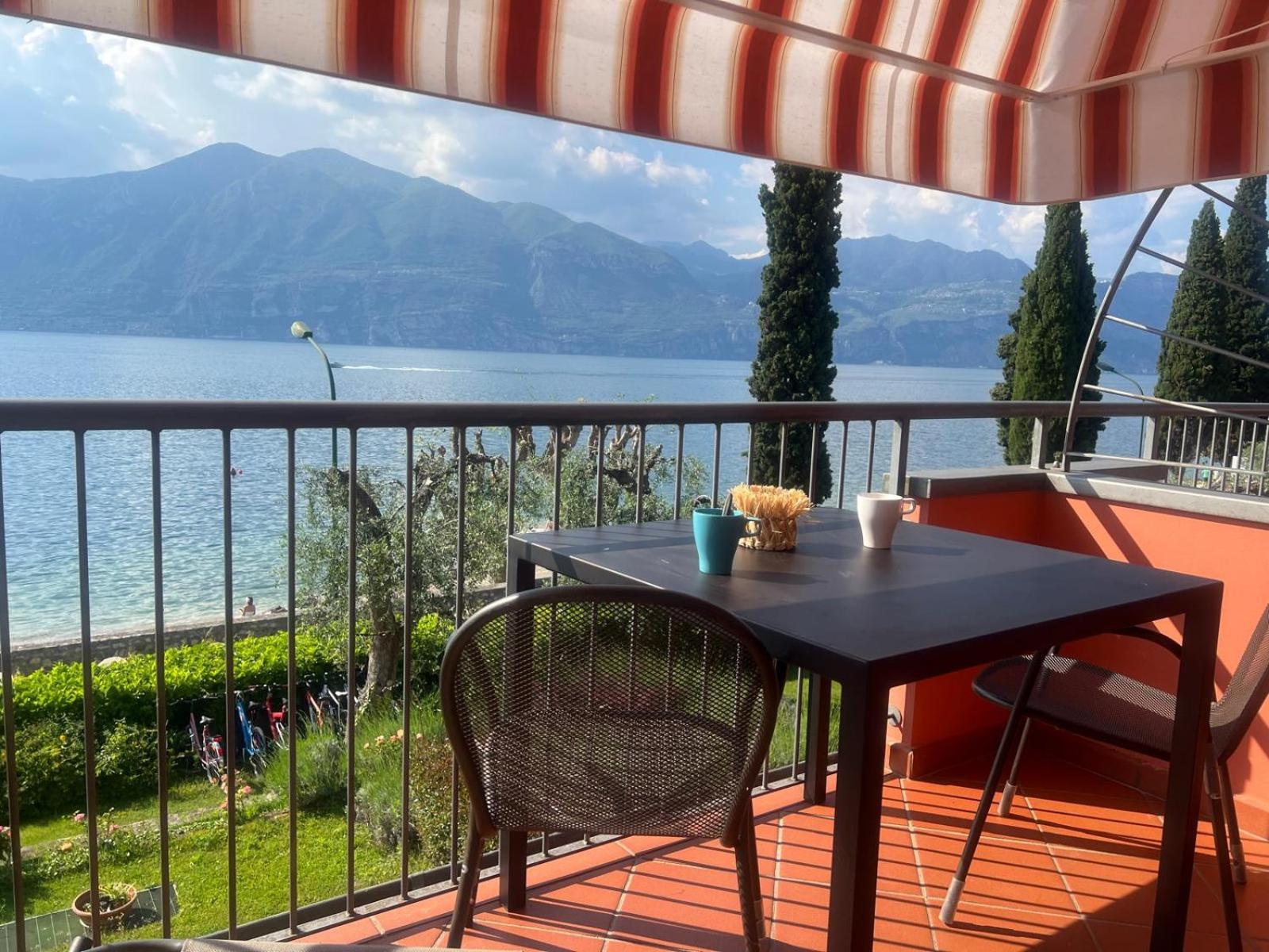 Residence Villa Al Lido Brenzone sul Garda Bagian luar foto