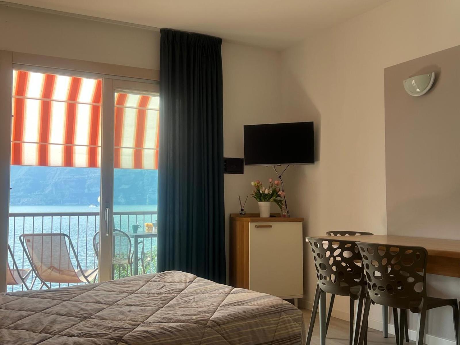 Residence Villa Al Lido Brenzone sul Garda Bagian luar foto