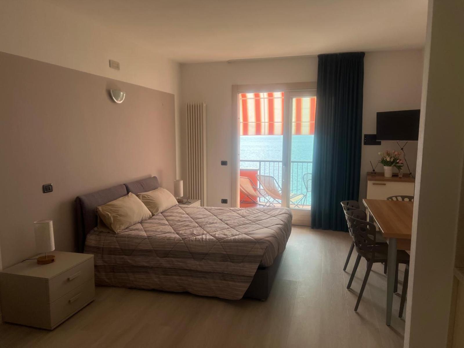 Residence Villa Al Lido Brenzone sul Garda Bagian luar foto